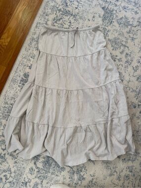 Brandy MelvilleWhite Tiered Maxi Skirt